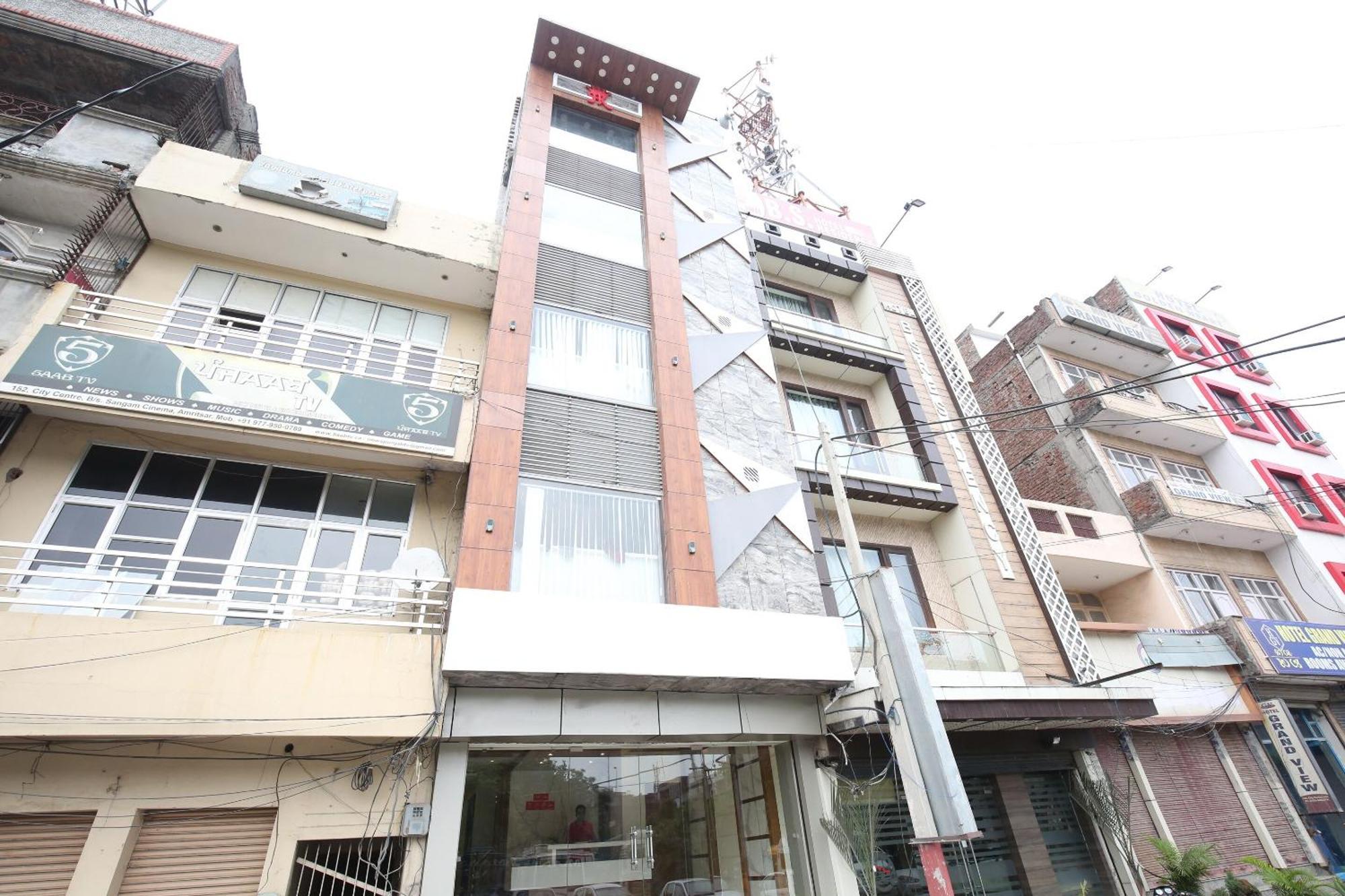Oyo 17307 Hotel Kings Amritsar Dış mekan fotoğraf