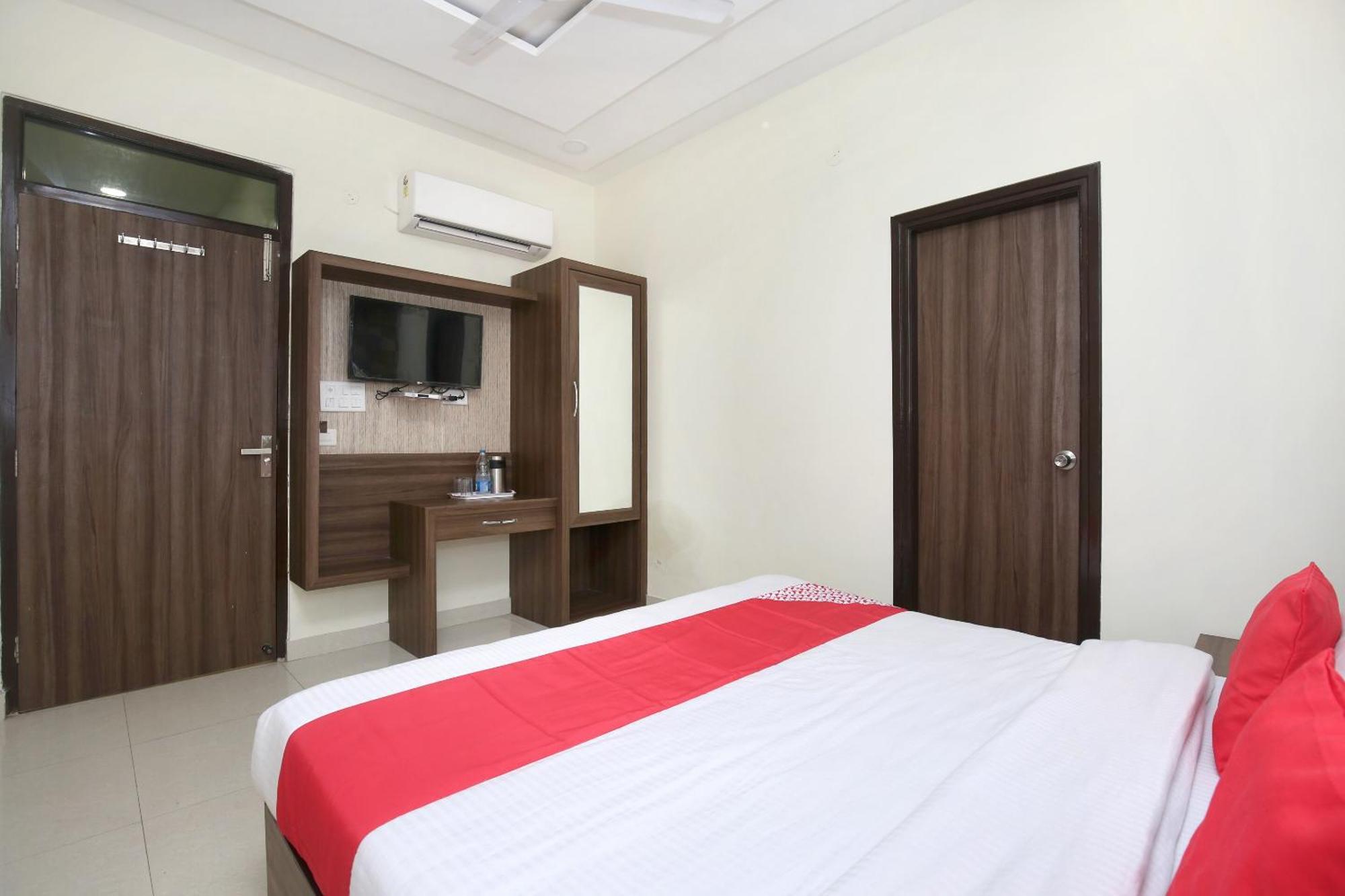 Oyo 17307 Hotel Kings Amritsar Dış mekan fotoğraf